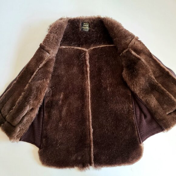 Wonderful World of Sheepskin unisex vest. - Picture 6 of 10